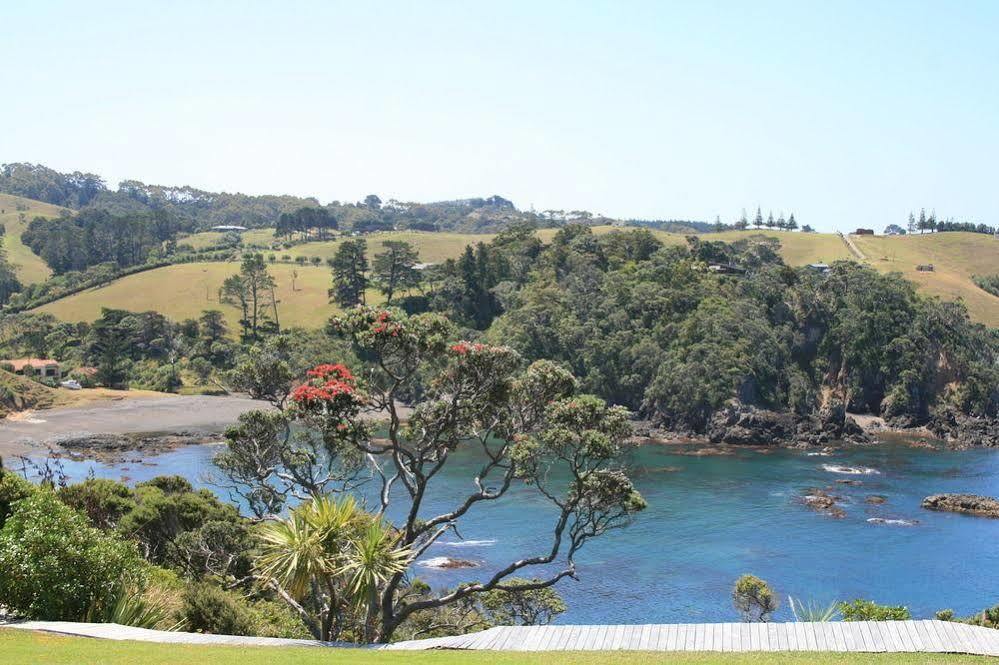 The Lighthouse Lookout Bed & Breakfast Tutukaka Exterior photo